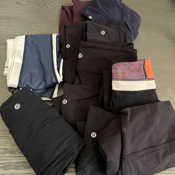 Live Monday And Wednesday @ 7:30 PM EST Lululemon Lilly Pulitzer + MORE - Picture 3 of 4